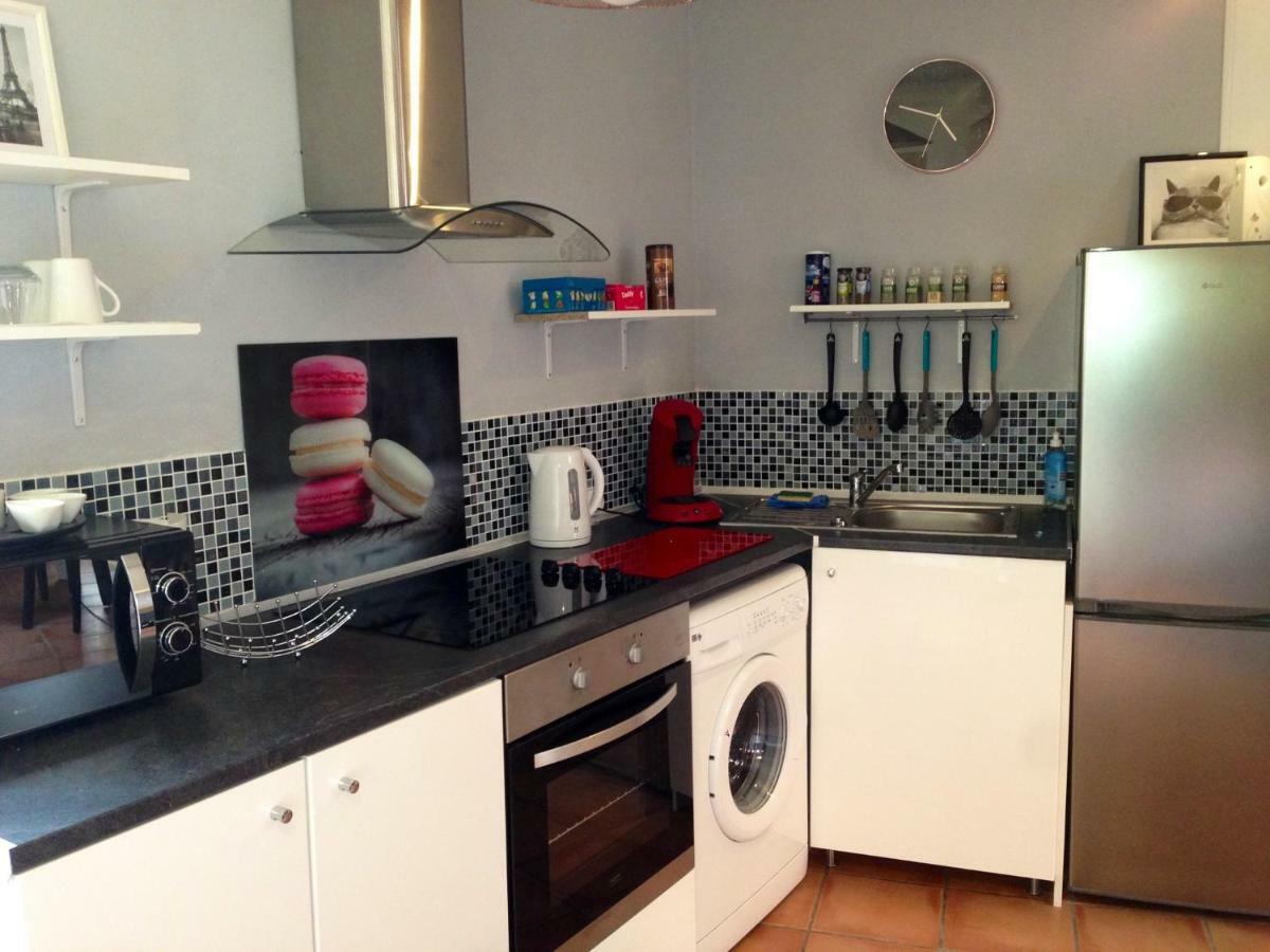 Apartamento Le Petit Nid Des Arenes Béziers Exterior foto